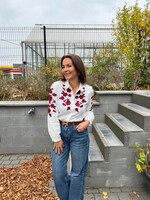 WITTE BLOUSE GEBORDUURDE BLOEMEN