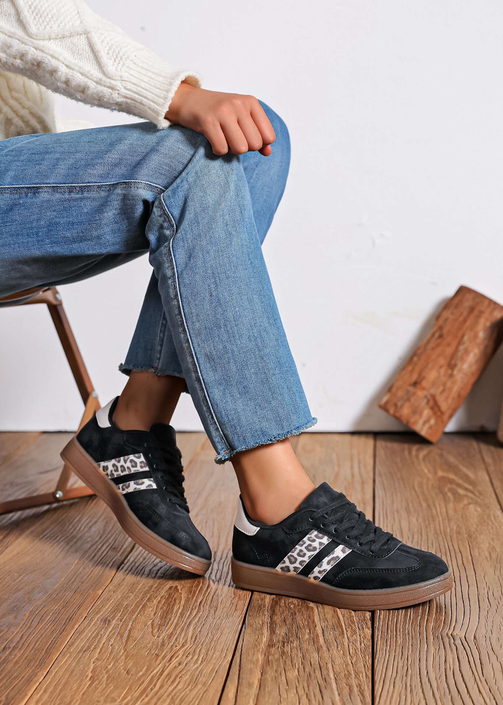 BASKETS ADELE DETAIL LEO