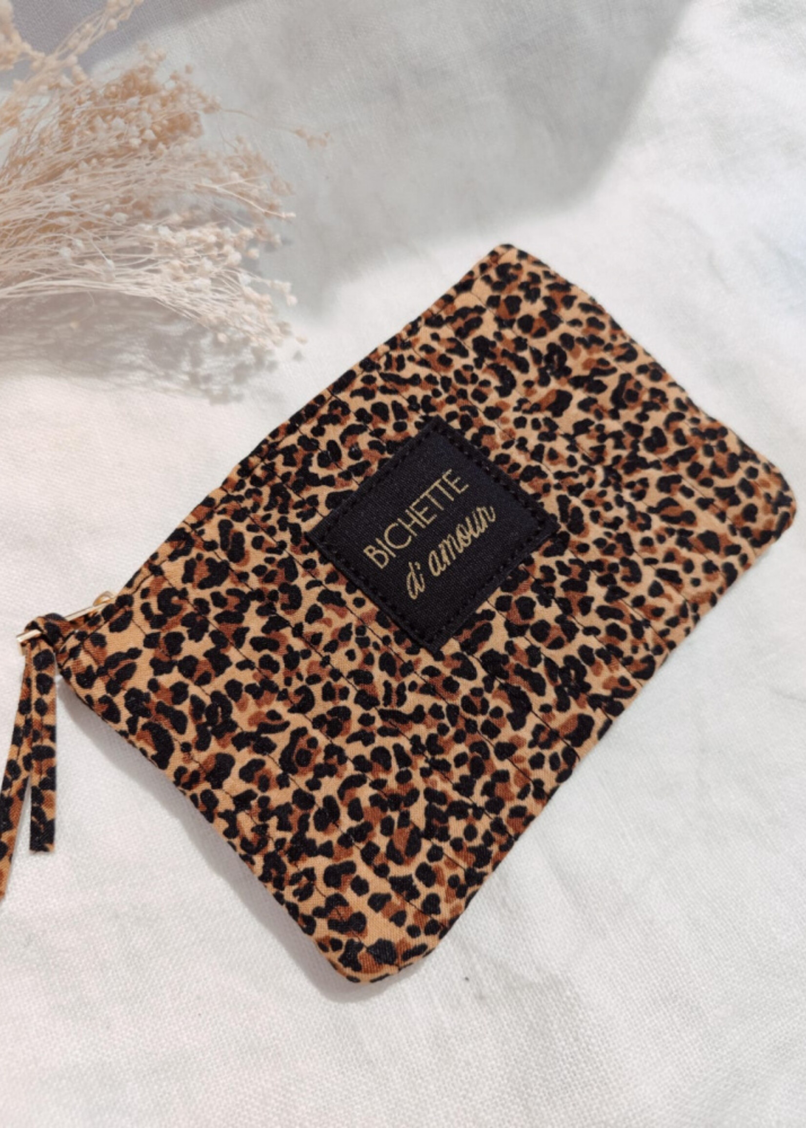 LEOPARD POCHETTE TEKST