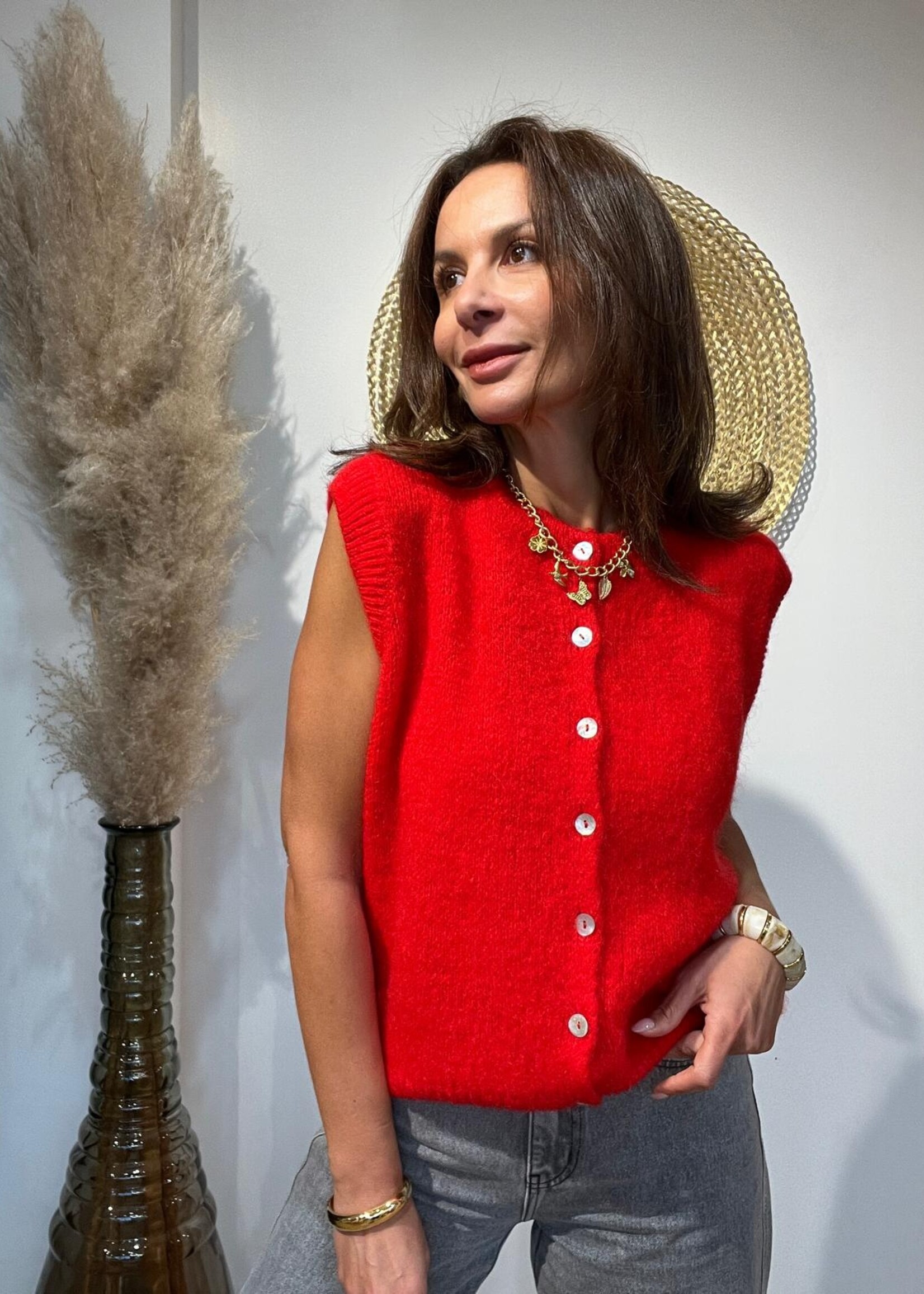 GILET EN MAILLE A BOUTONS SANS MANCHES