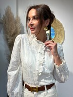 CERISE BLEU BLOUSE CREME BRODERIE ET COL DENTELLE