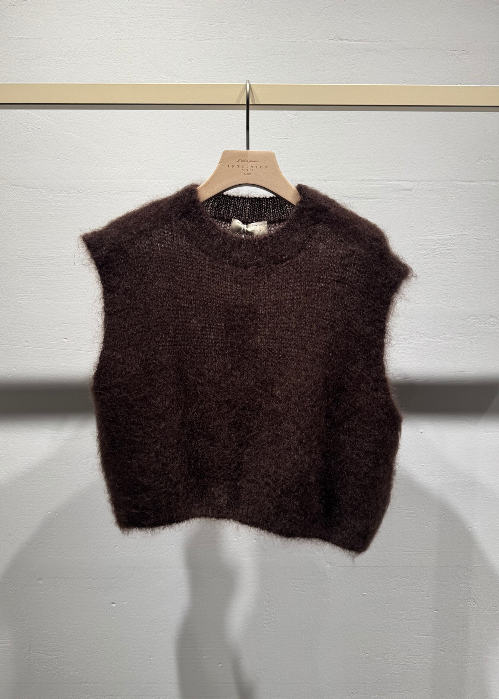 Débardeur en Kid Mohair – Douceur & Légèreté