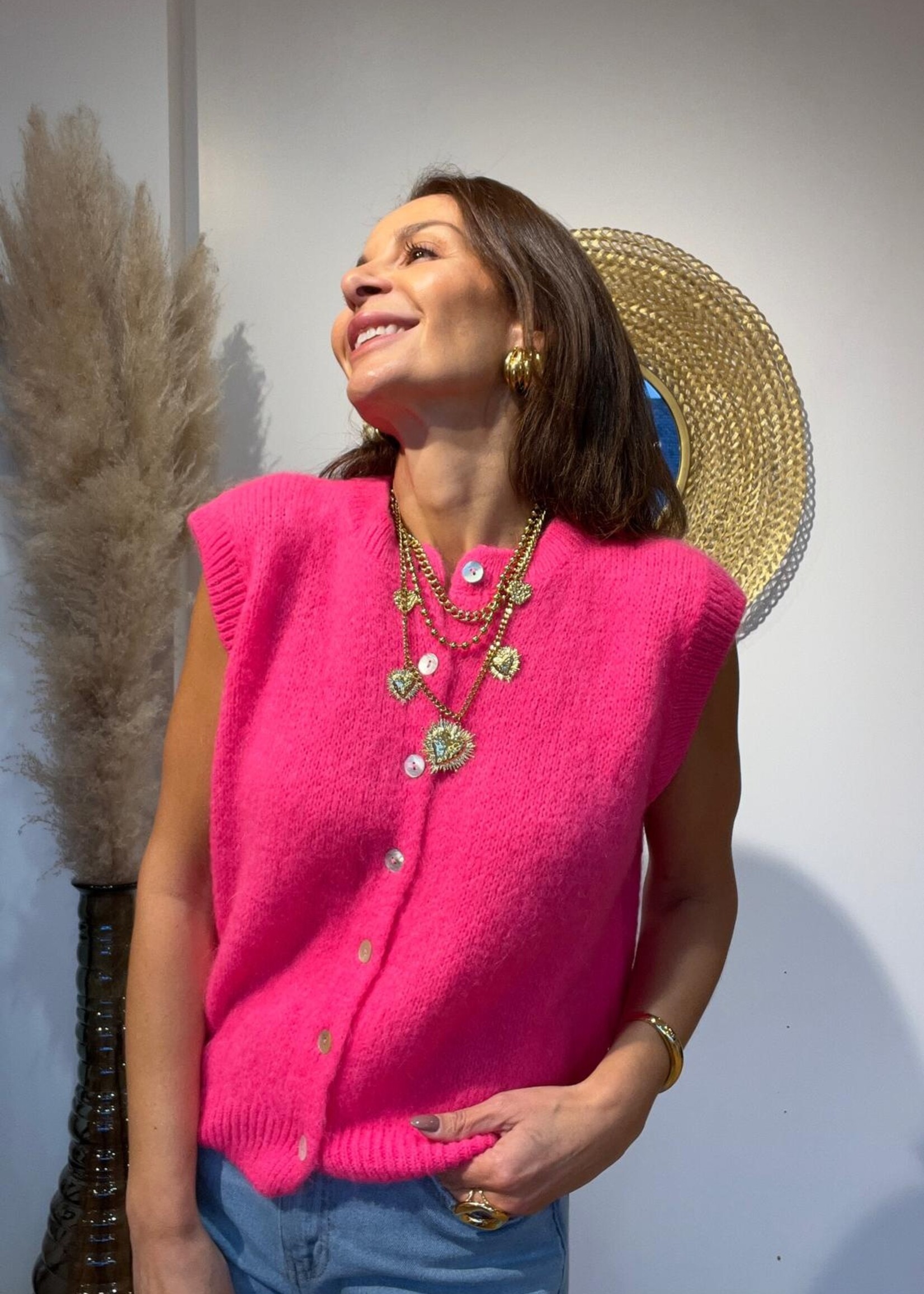 GILET EN MAILLE A BOUTONS SANS MANCHES