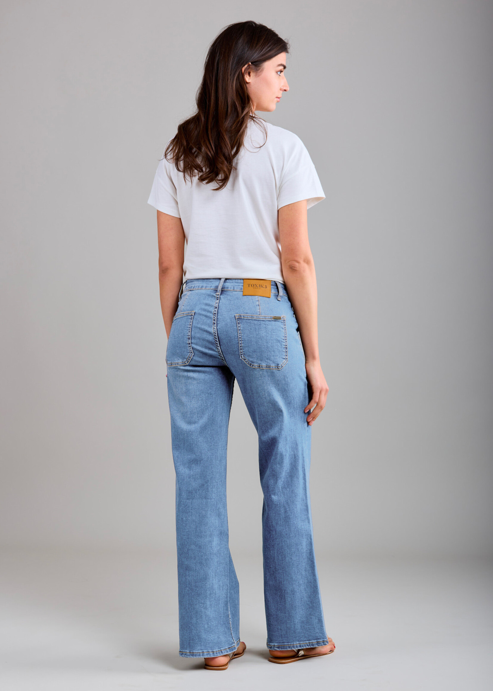 TOXIK3 TOXIK3 HOGE TAILLE FLARE BROEK MET GROTE ZAKKEN