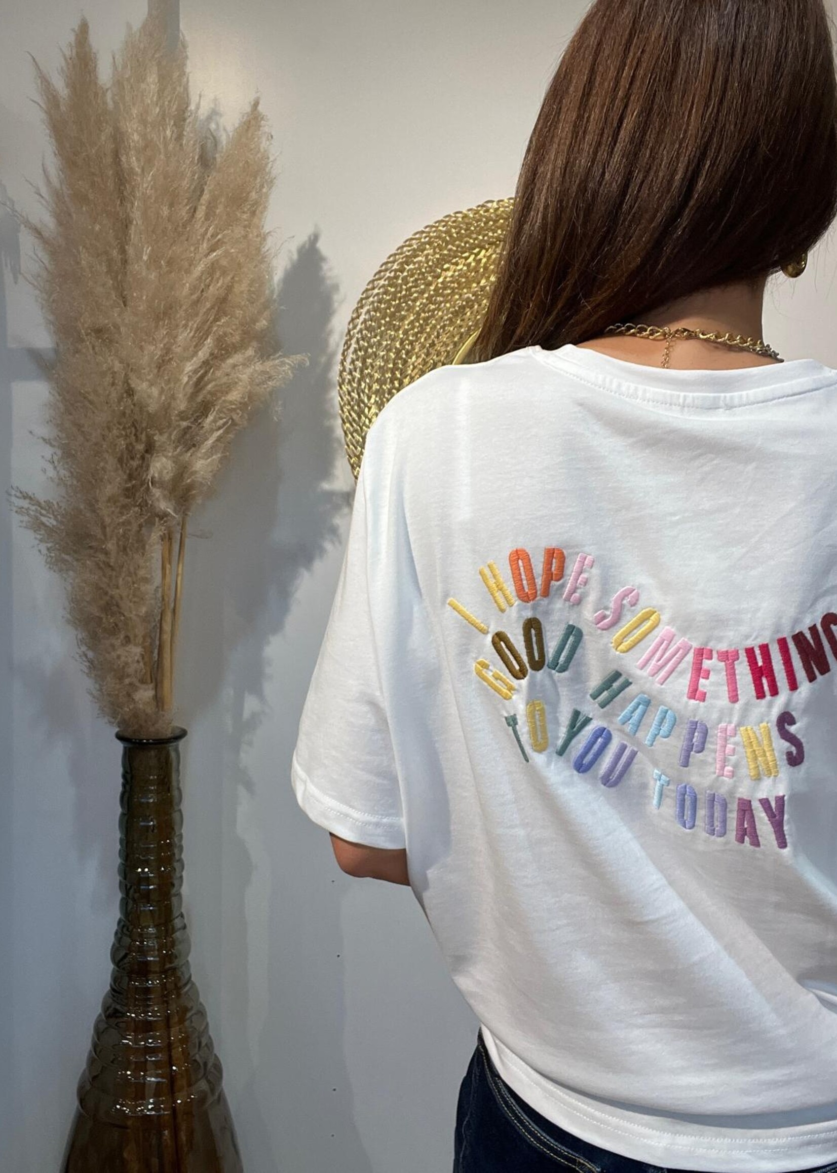 WIT TSHIRT MET BORDUURSEL IN DE RUG - ONE SIZE