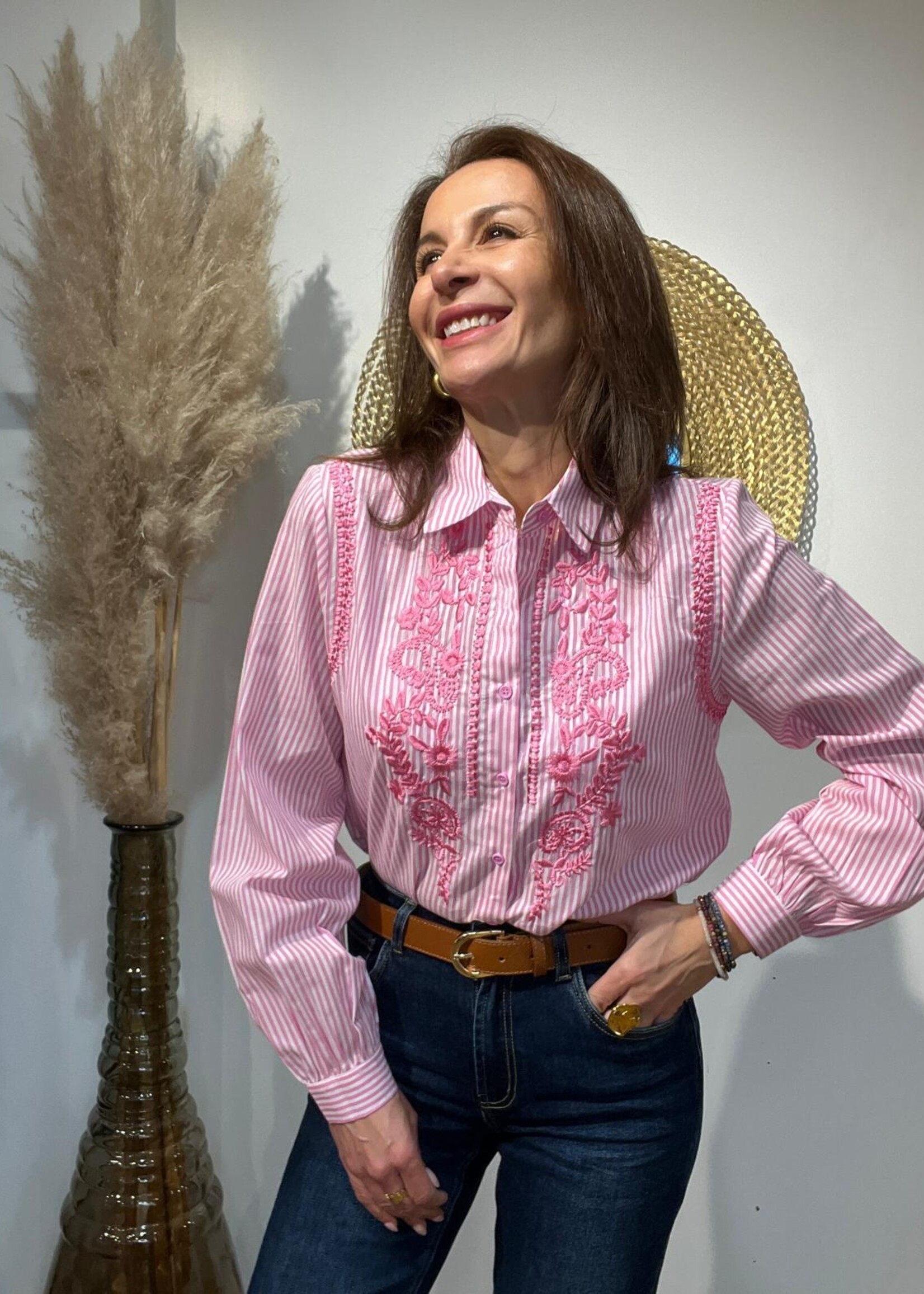 CHEMISE LIGNÉE BRODERIE BUSTE