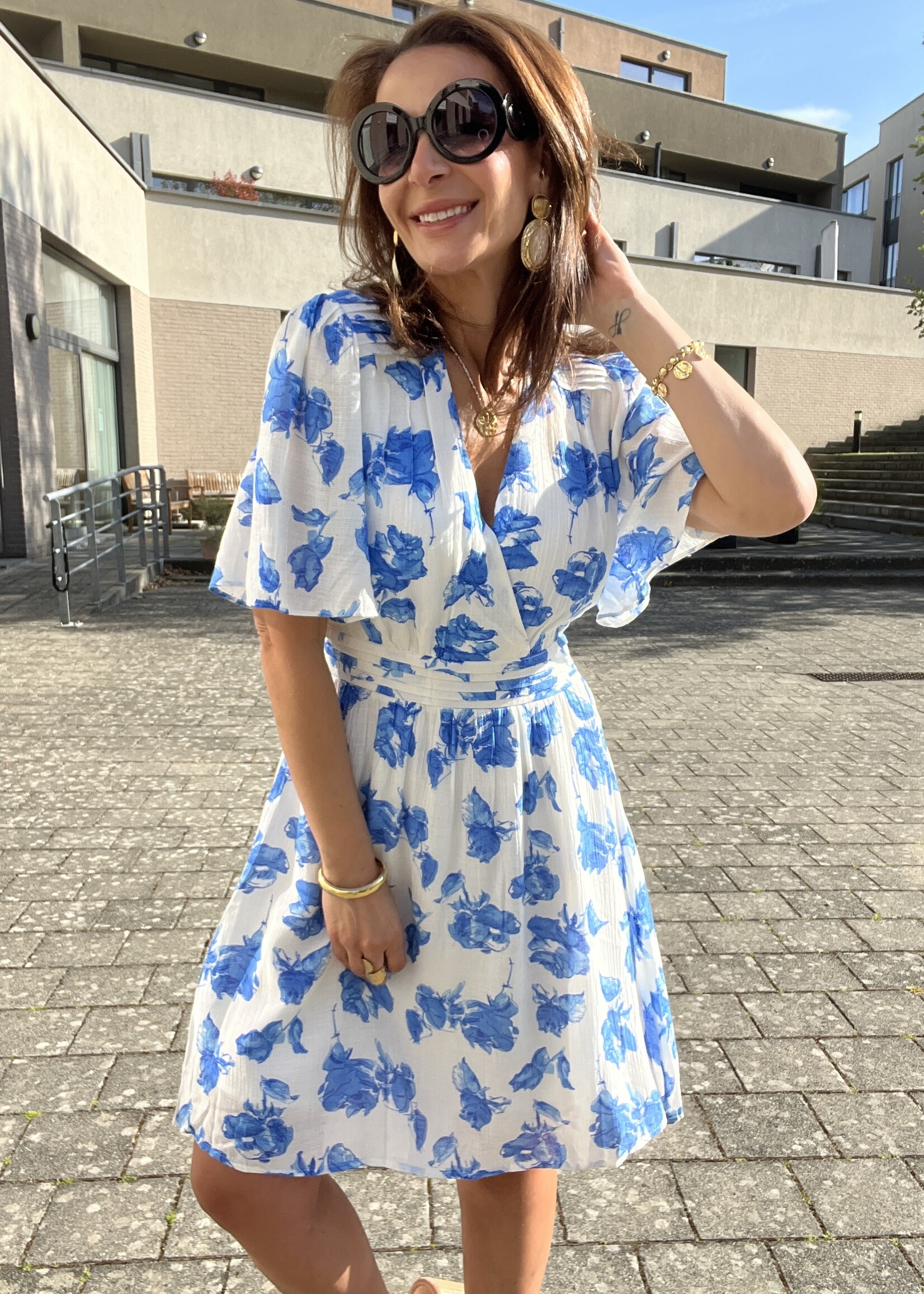 KORTE BLOEMENJURK LILI
