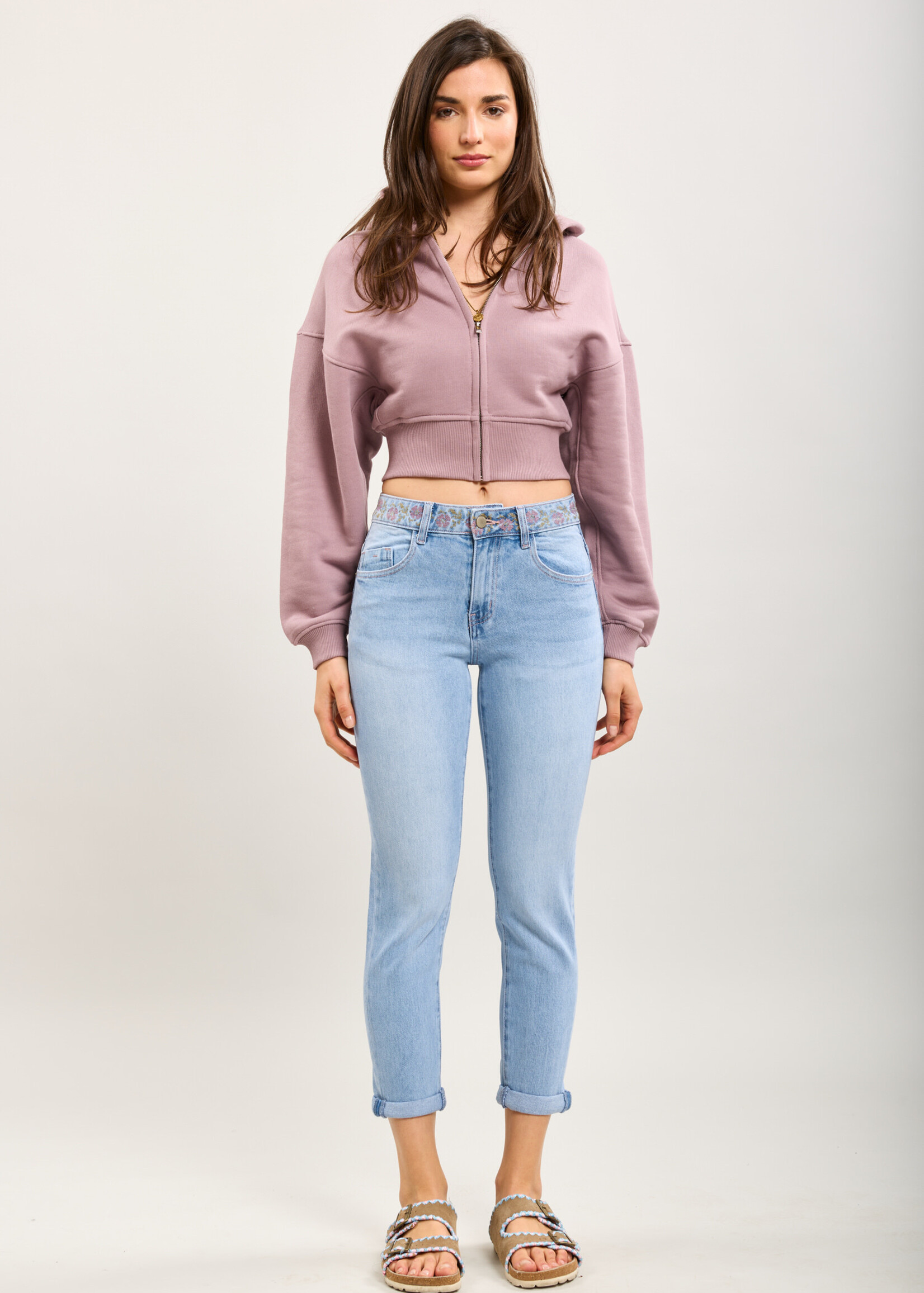 TOXIK3 JEAN MOM FIT BRODERIES CEINTURE - TOXIK