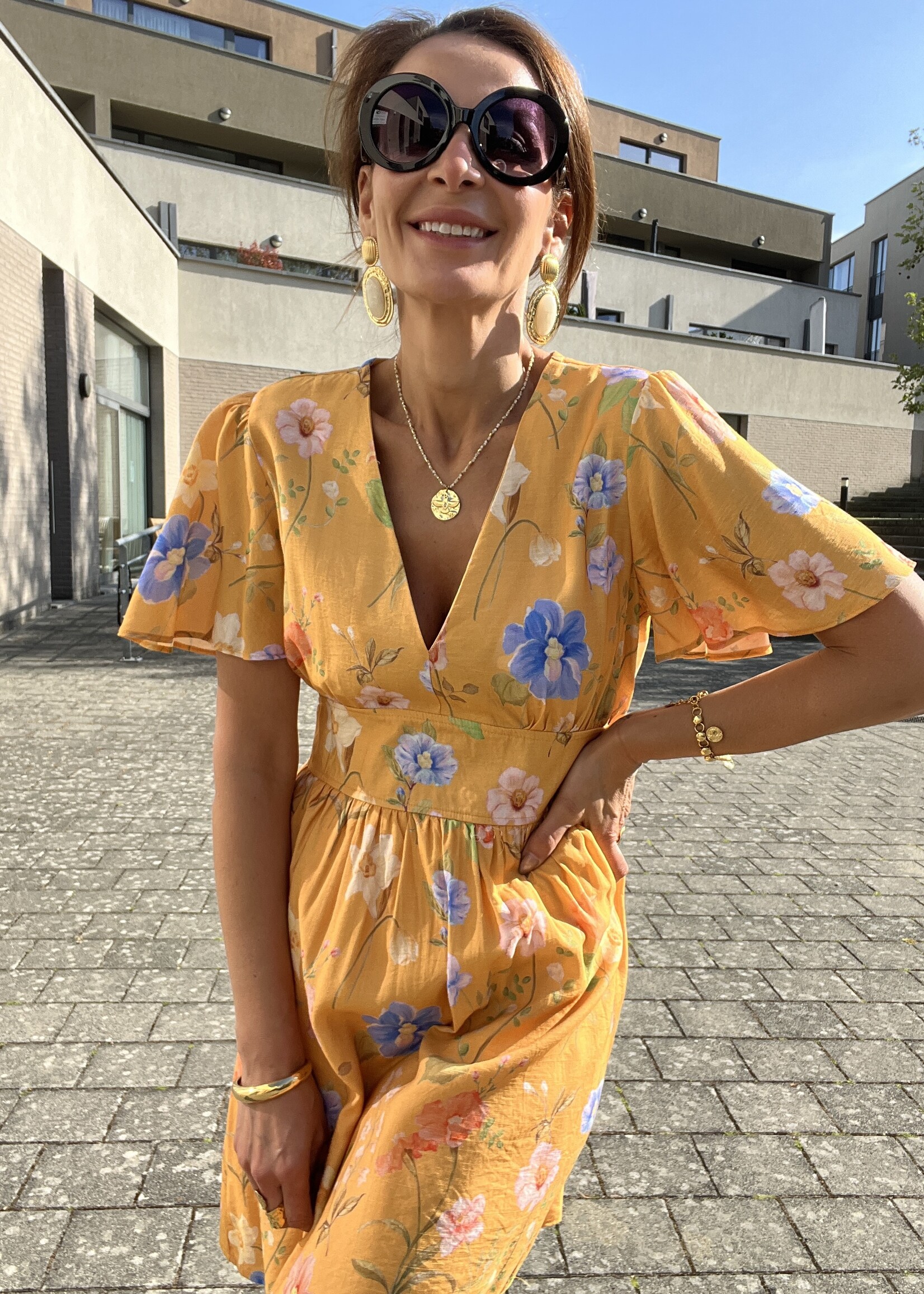 ROBE COURTE FLEURI