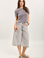 TOXIK3 Lichtgrijze stretch denim bermuda – Wijde pasvorm