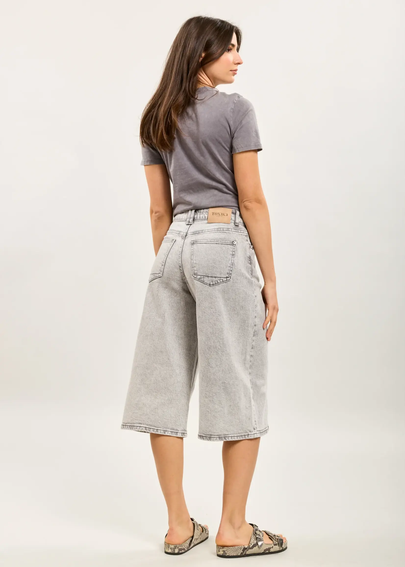 TOXIK3 Bermuda en denim stretch gris clair – Coupe ample