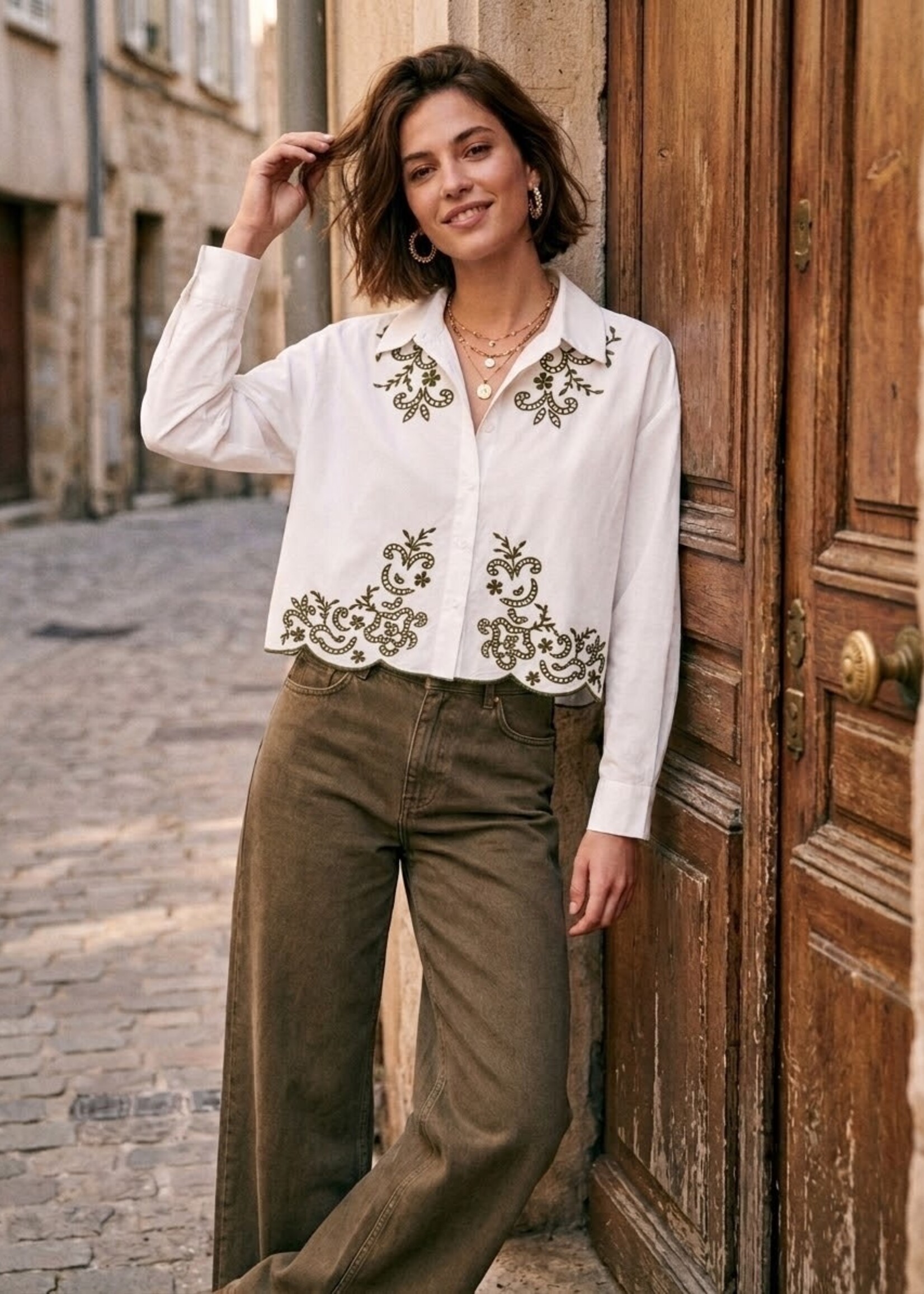 Blouse napa met borduurwerk