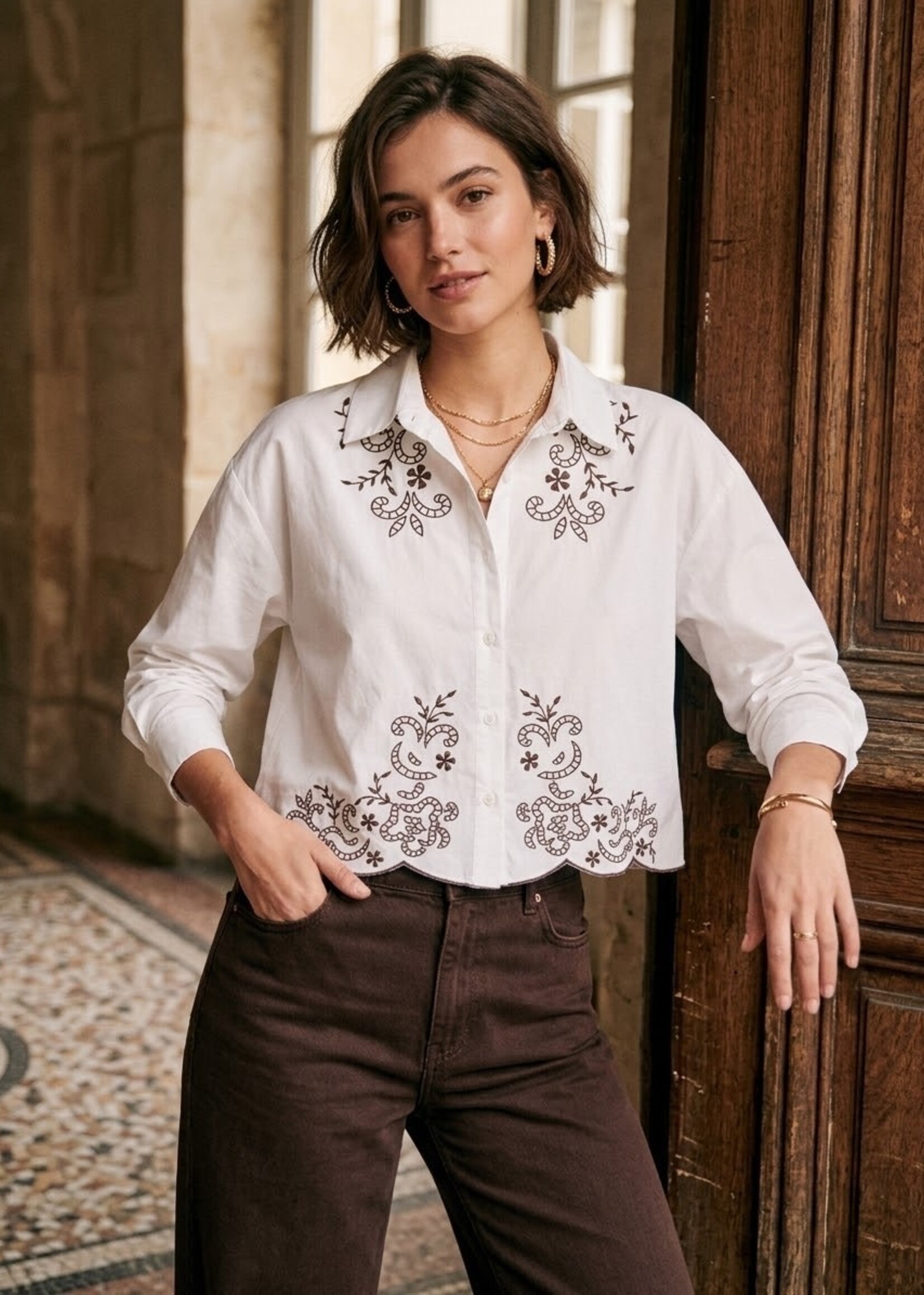 Chemise napa à broderies