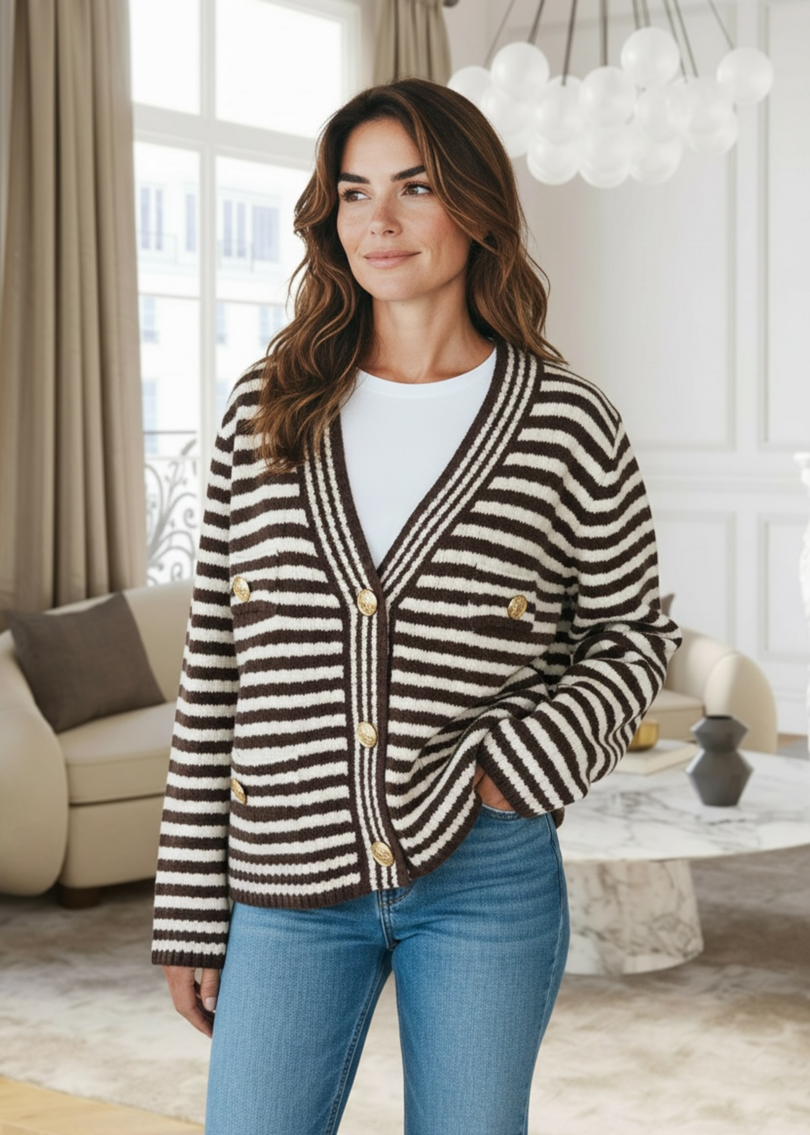 Gilet rayé à boutons dorés – taille unique