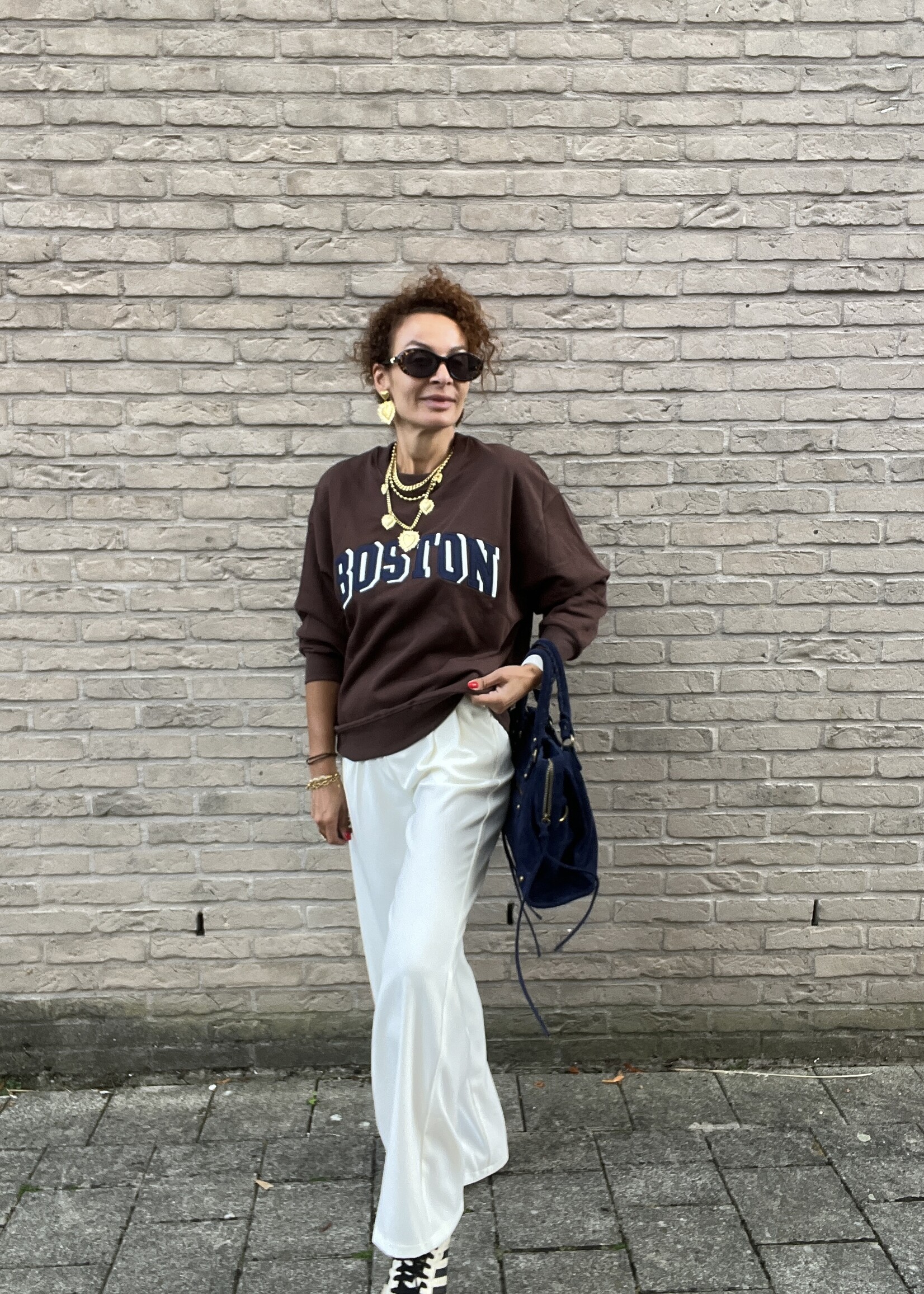 Chocoladebruine sweater / boston - one size