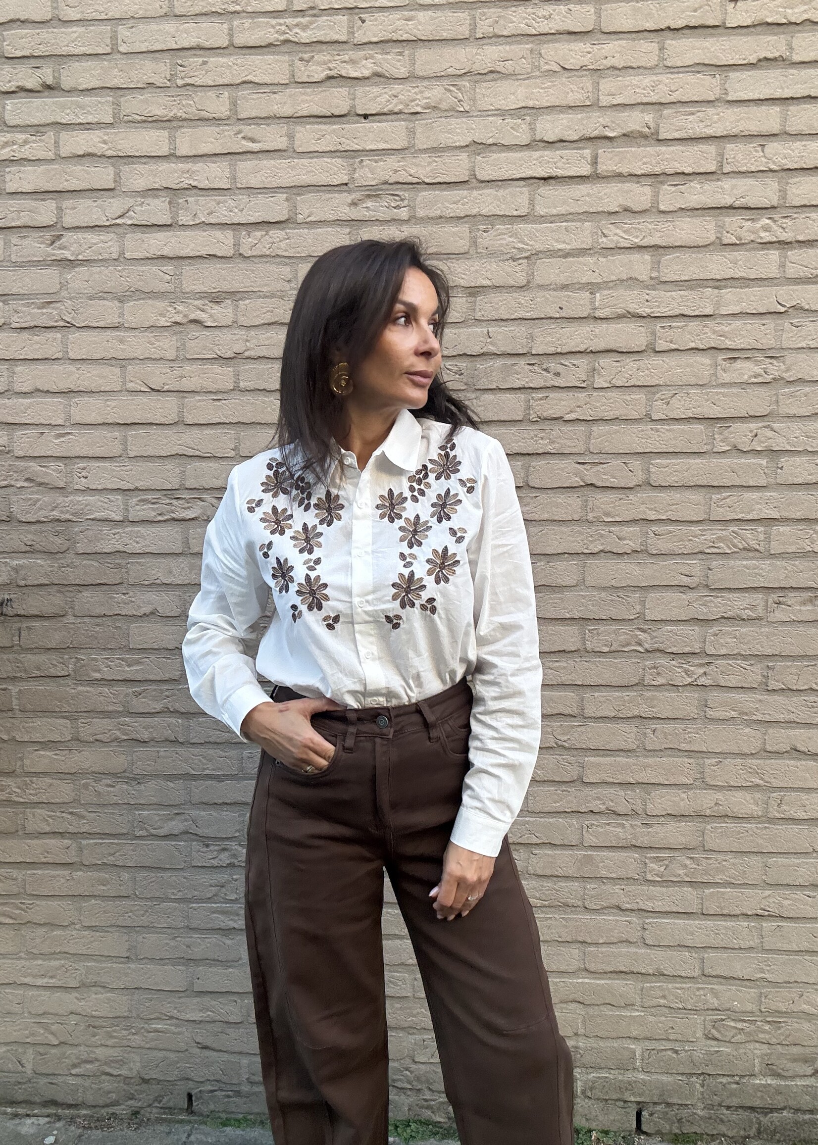 Blouse marie met borduurwerk