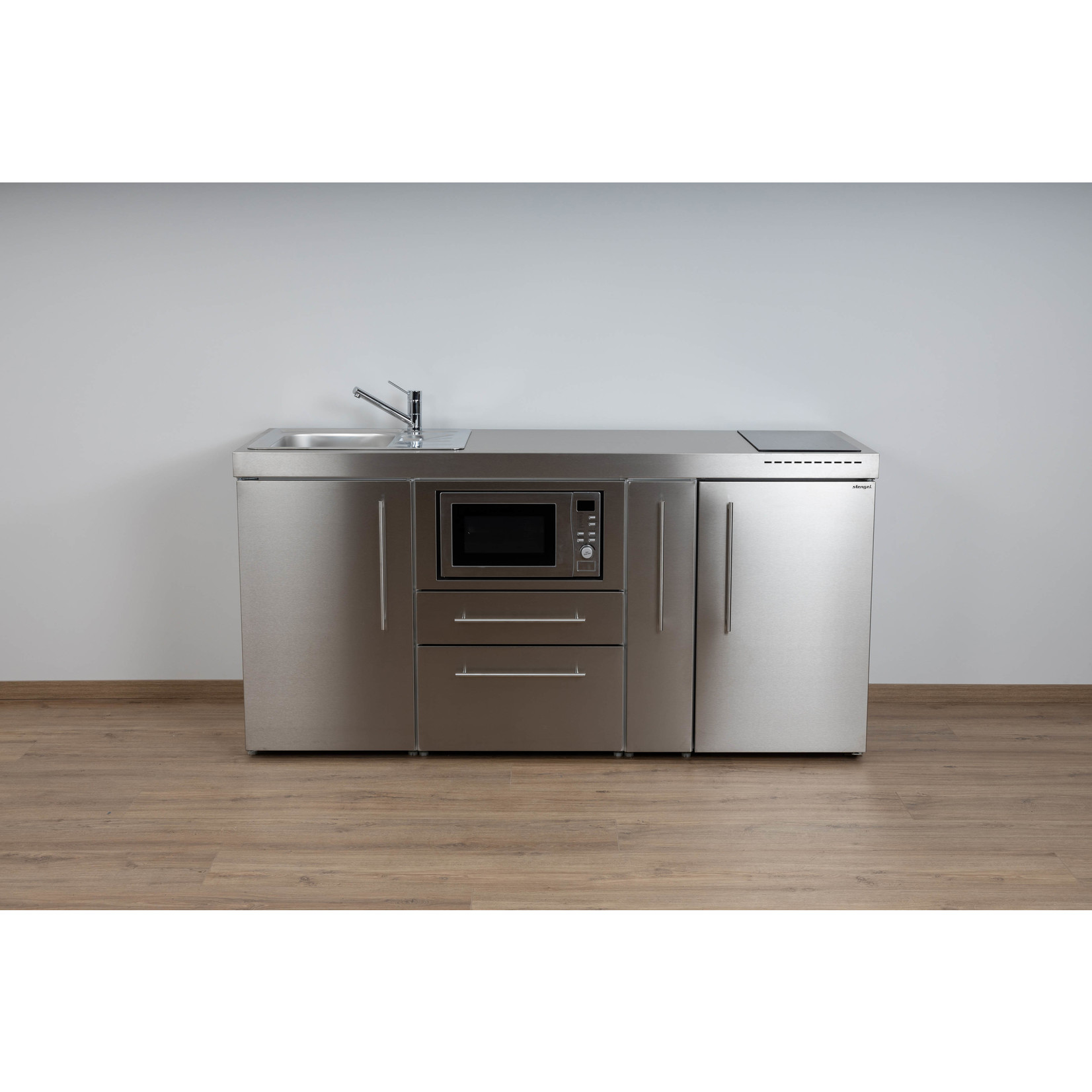 Kitchenette ELM180A met koelkast, magnetron en apothekerskast