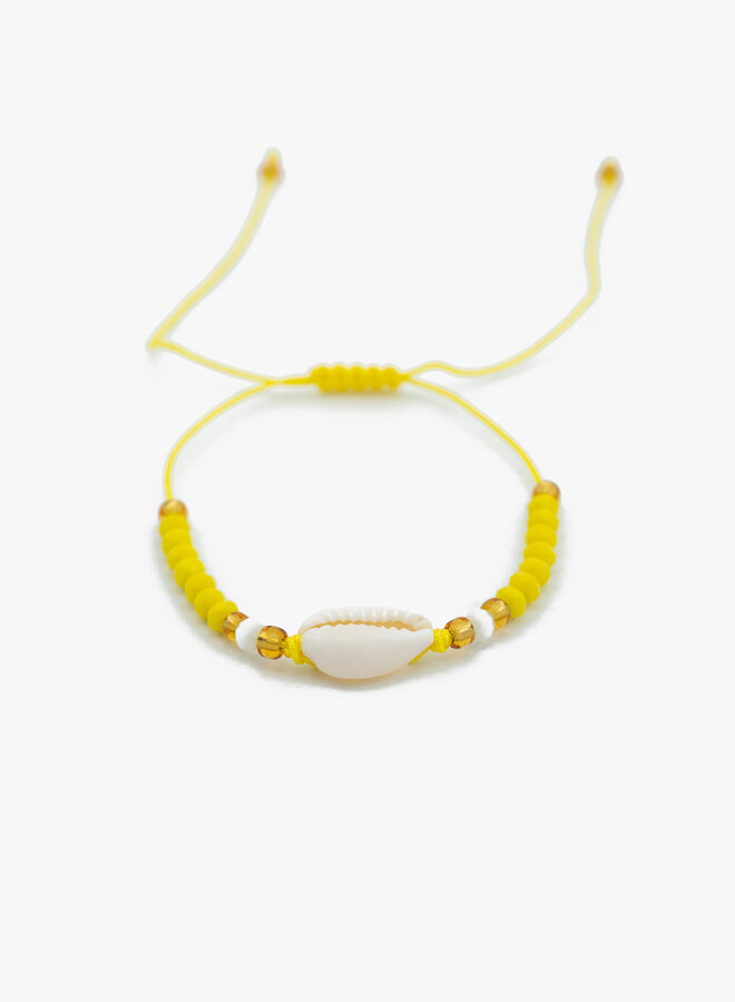 Enkelbandje geel met schelp