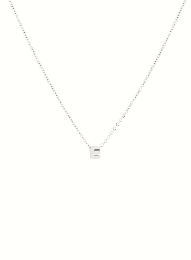 Initiaal ketting E