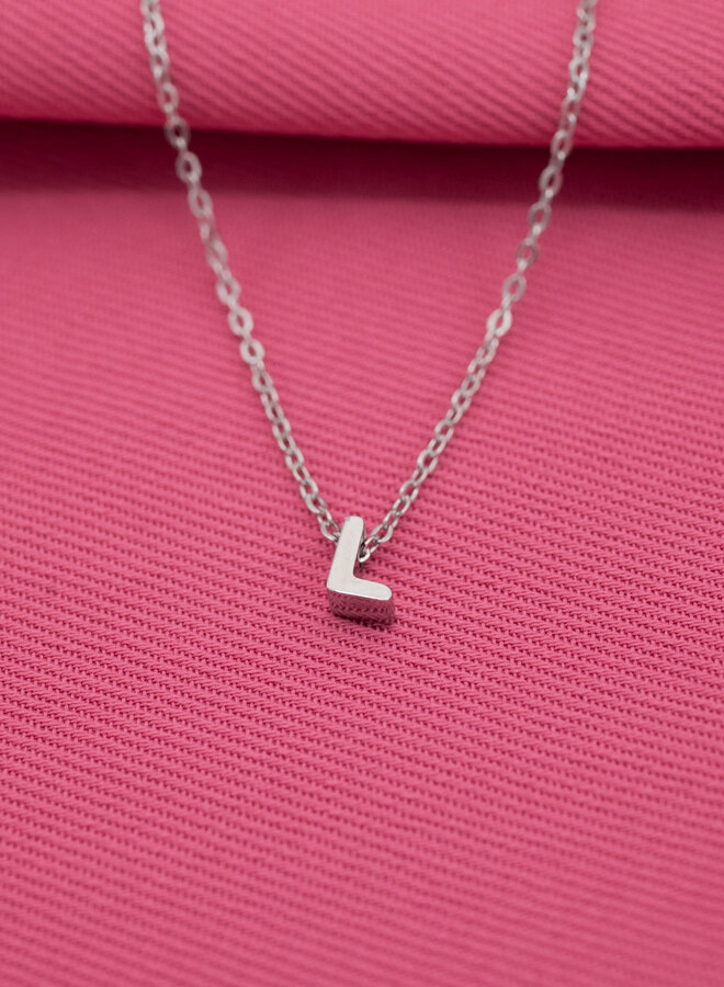 Initiaal ketting L