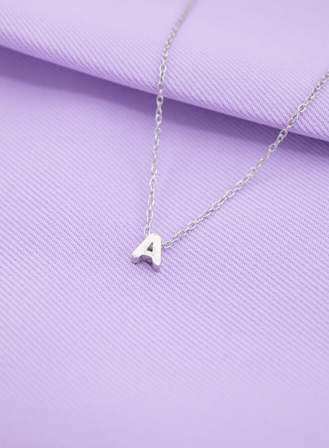 Initiaal ketting A