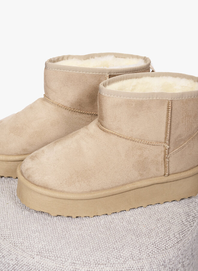Ugg dupe beige met hoge zool