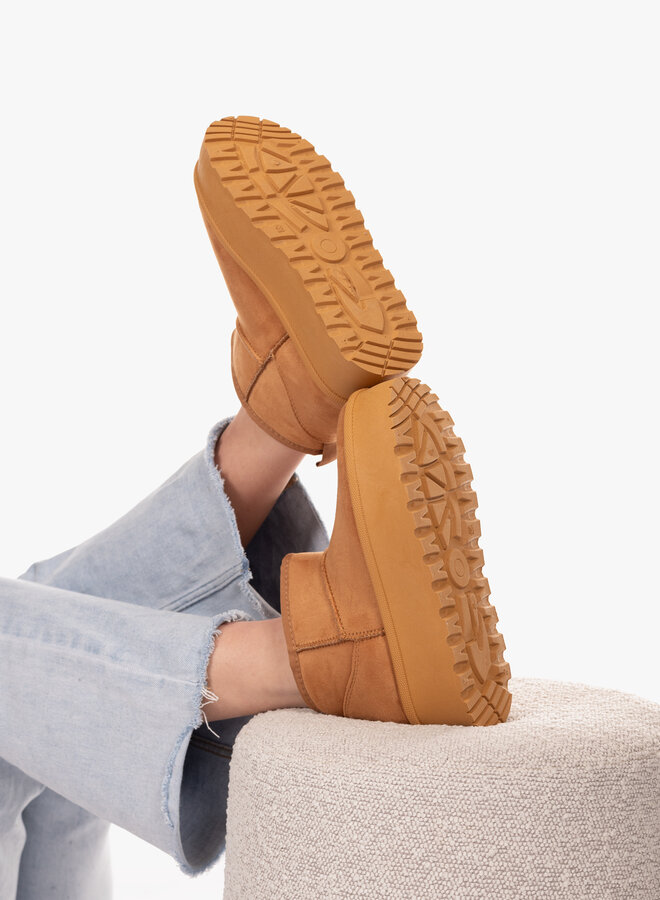 Ugg dupe camel met hoge zool
