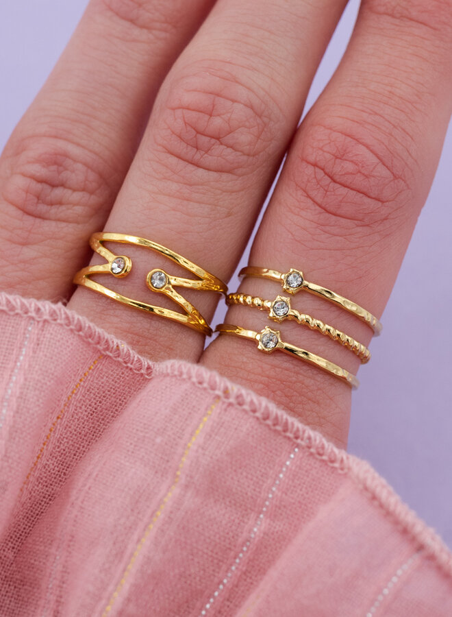 Ring met zilveren steentjes Sil