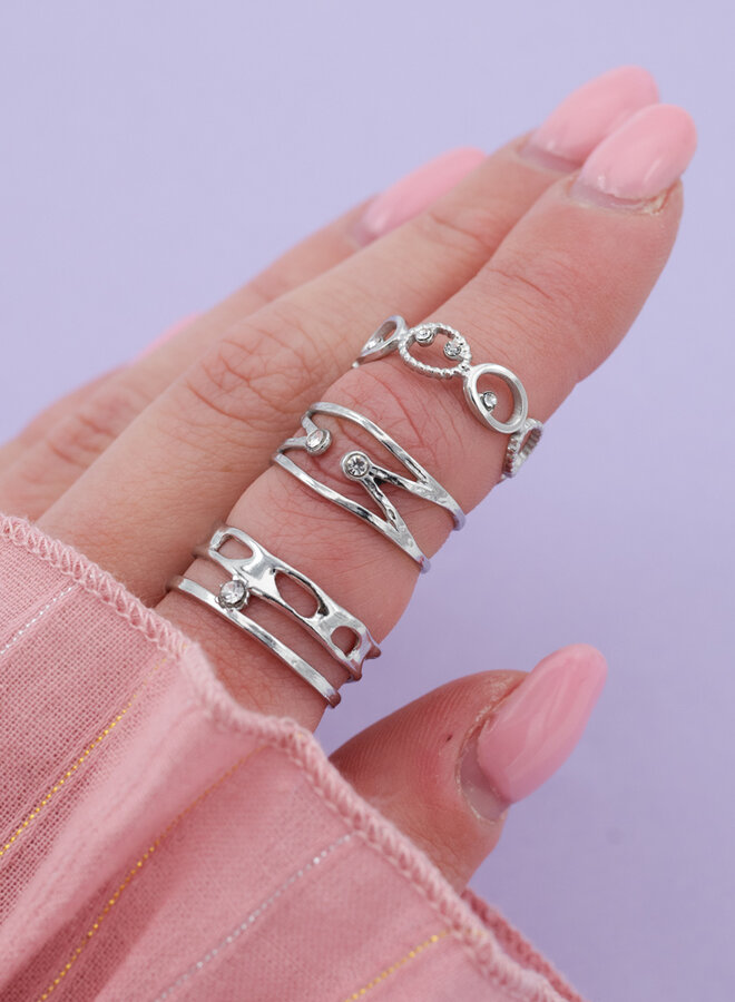 Ring met zilveren steentjes Sil