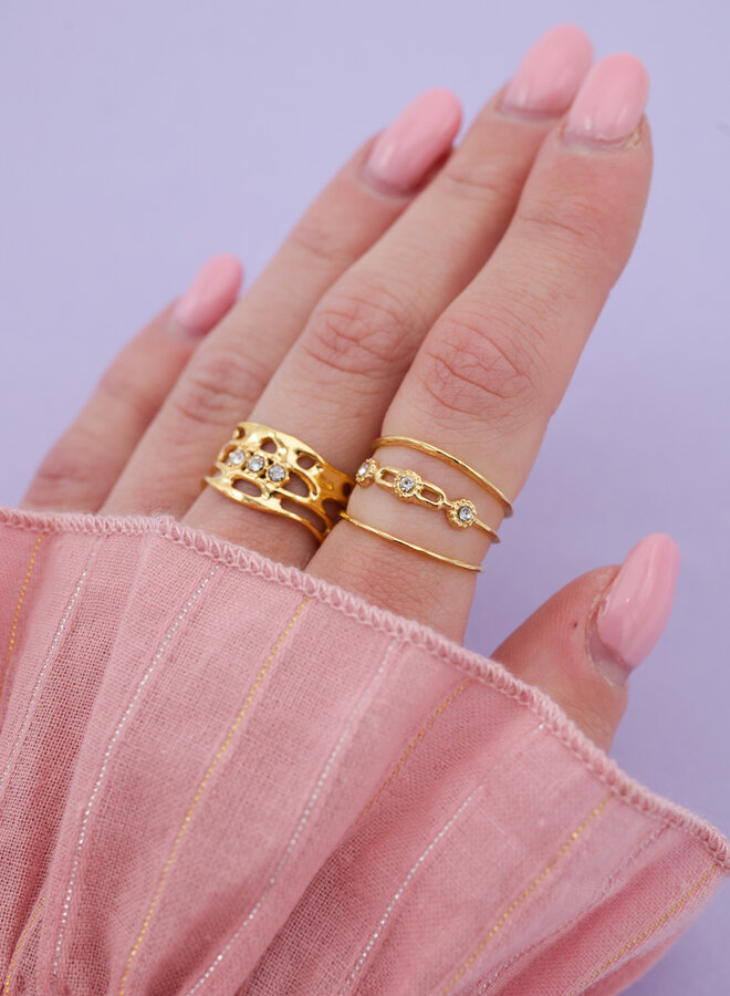 Ring met zilveren steentjes Max