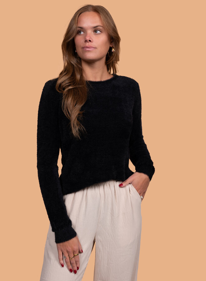 Zachte zwarte trui