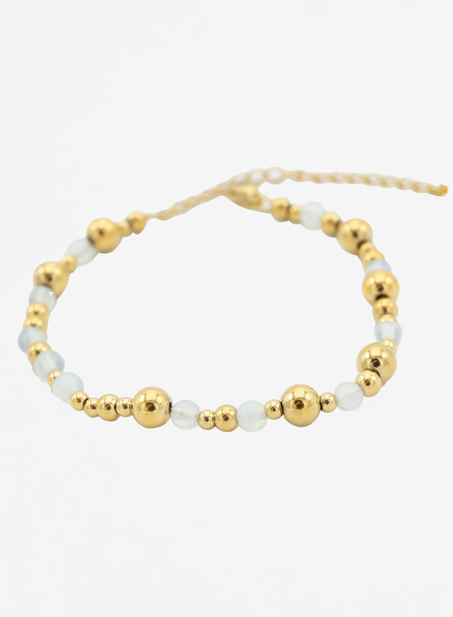 Armband witte kralen