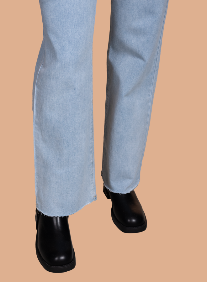 Wide leg jeans Anna lichtblauw
