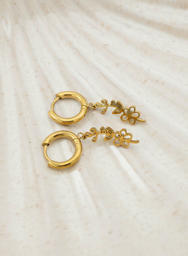Oorbellen geboortebloem meidoorn mei goud