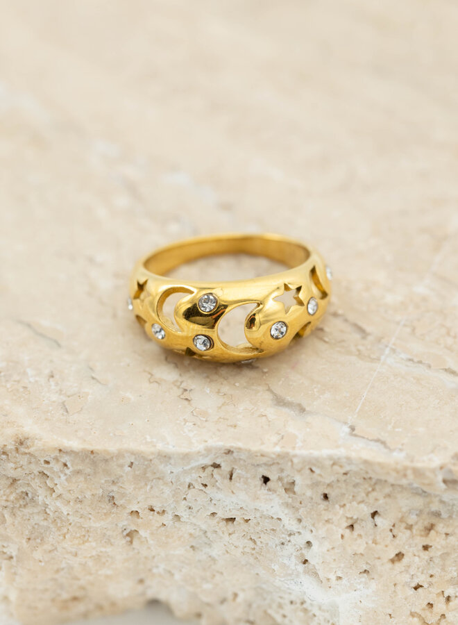 Ring stars and moon goud
