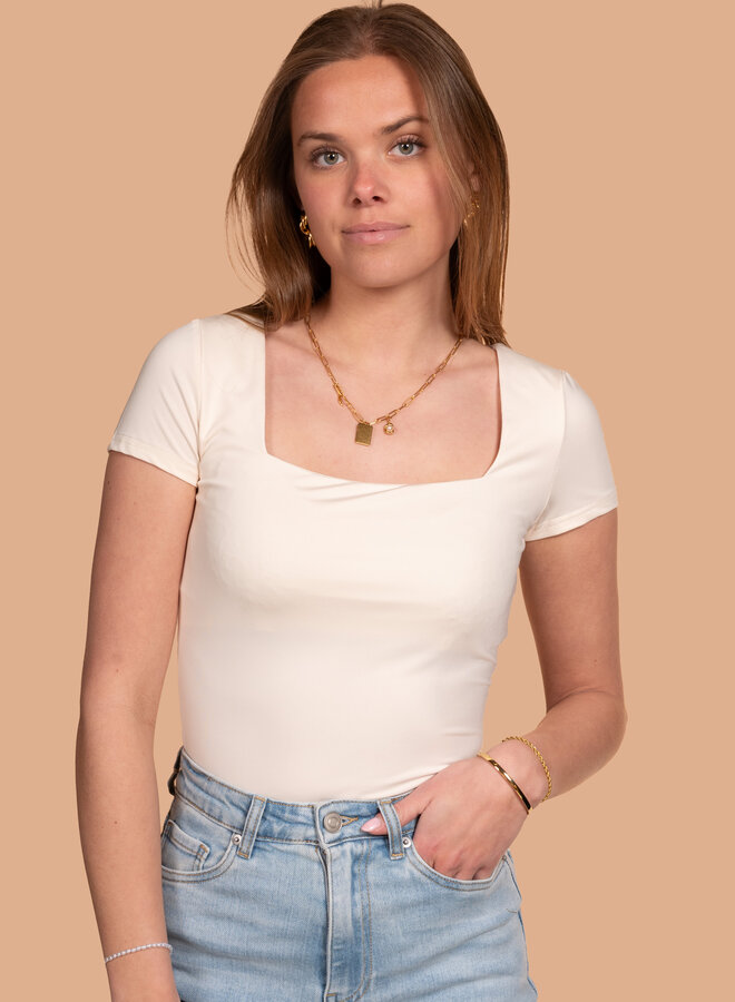 Ecru top hals vierkant korte mouw