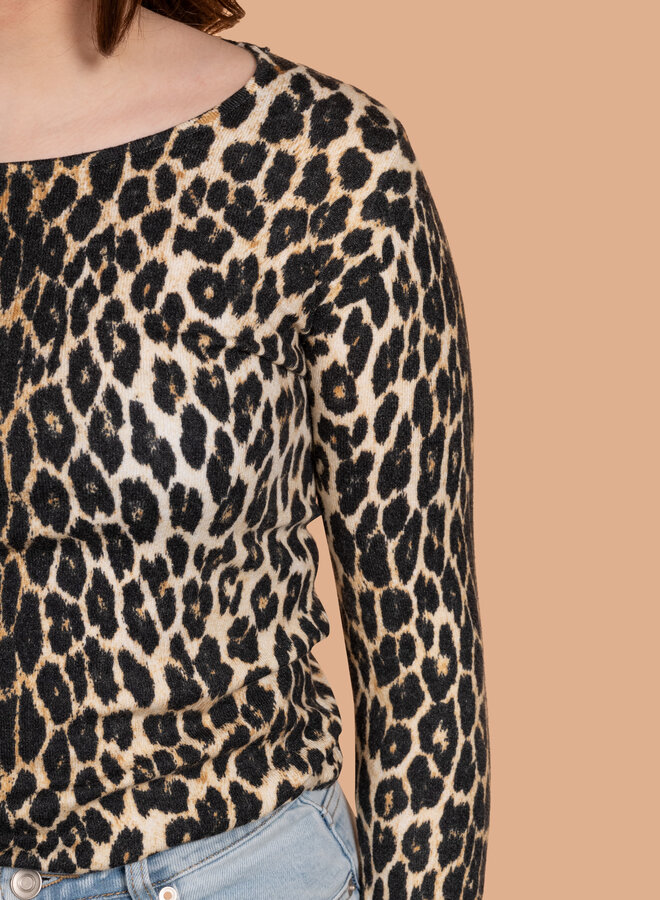 Basic top v hals luipaard camel
