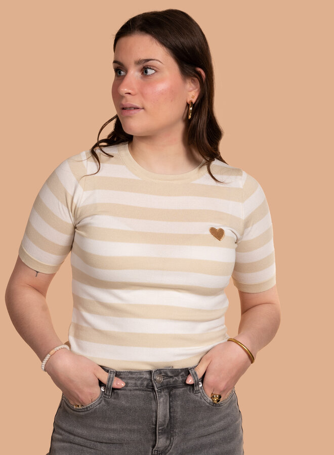 Gestreepte top hartje beige