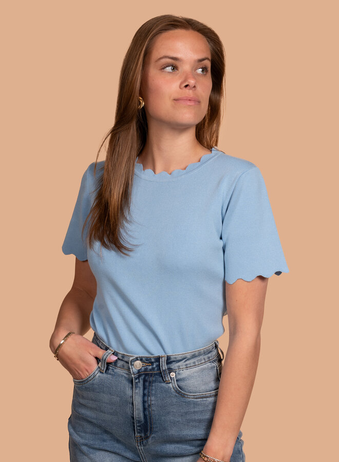 Top met zigzag details blauw