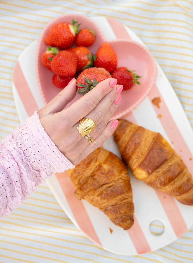 Ring zee schelp goud