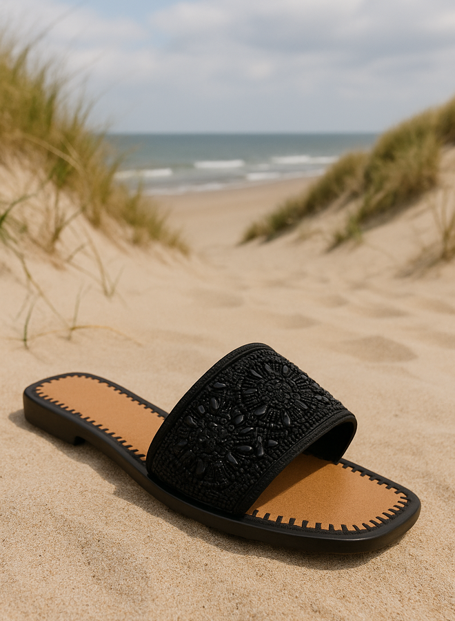 Zomer slippers met steentjes zwart