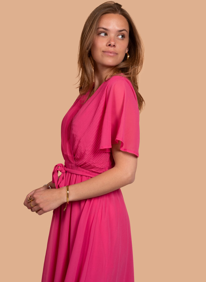 Zomer jurk met plisse felroze