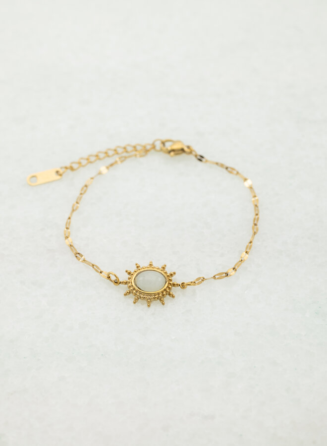 Fijne armband groene steen goud