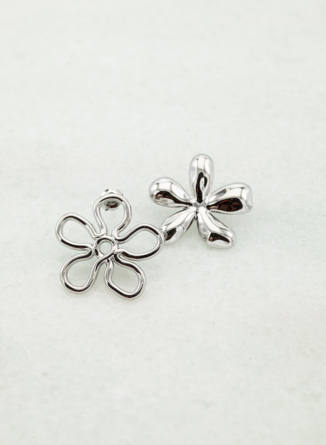 Oorbellen abstract flower