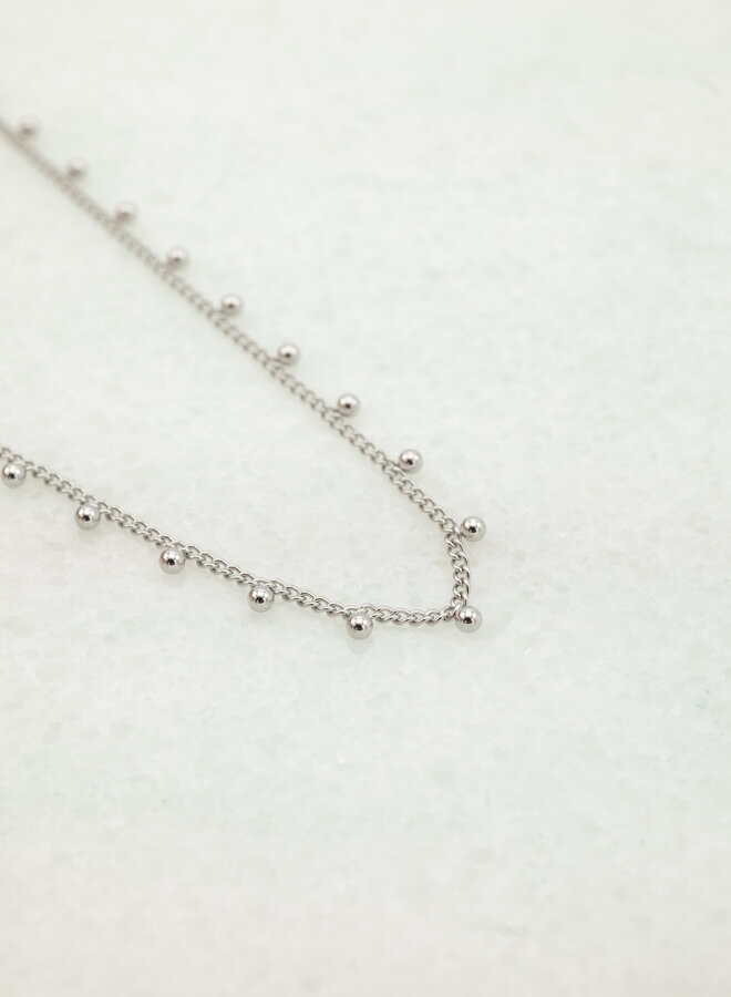 Ketting met balletjes