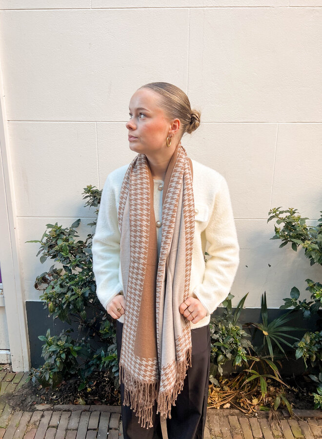 Warme sjaal camel met ruitjes