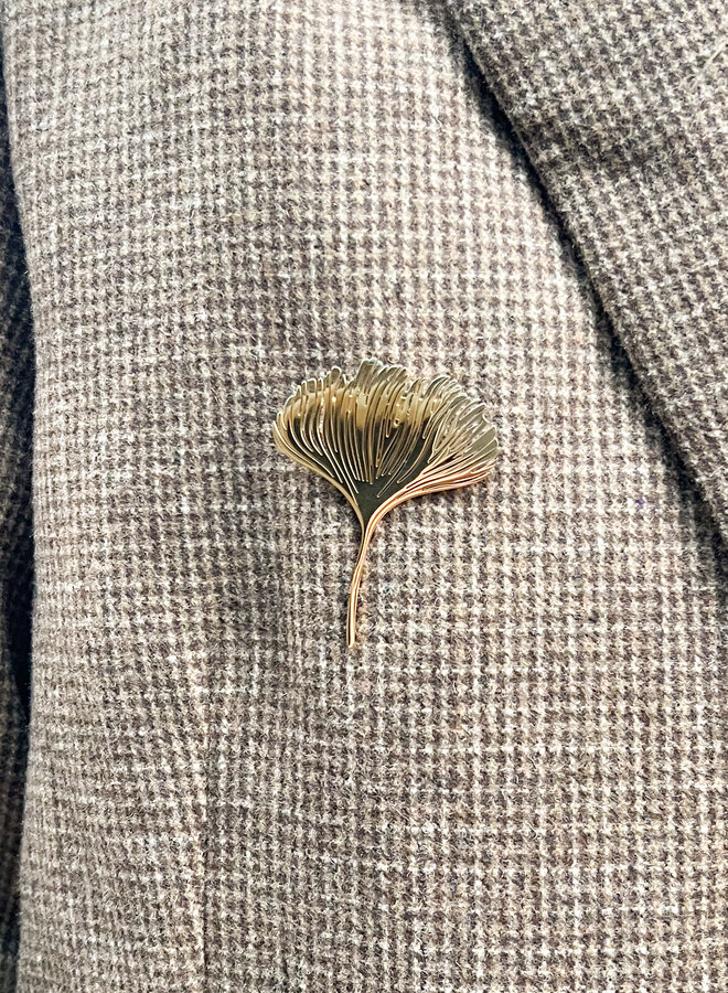 Broche luxe blad goud