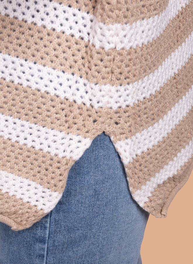 Gestreepte trui gebreid camel