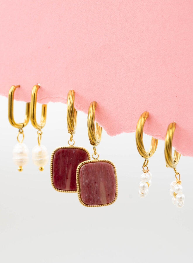 Bedel oorbellen parelmoer bloem goud