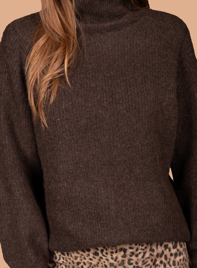 Warme trui Saar chocolade